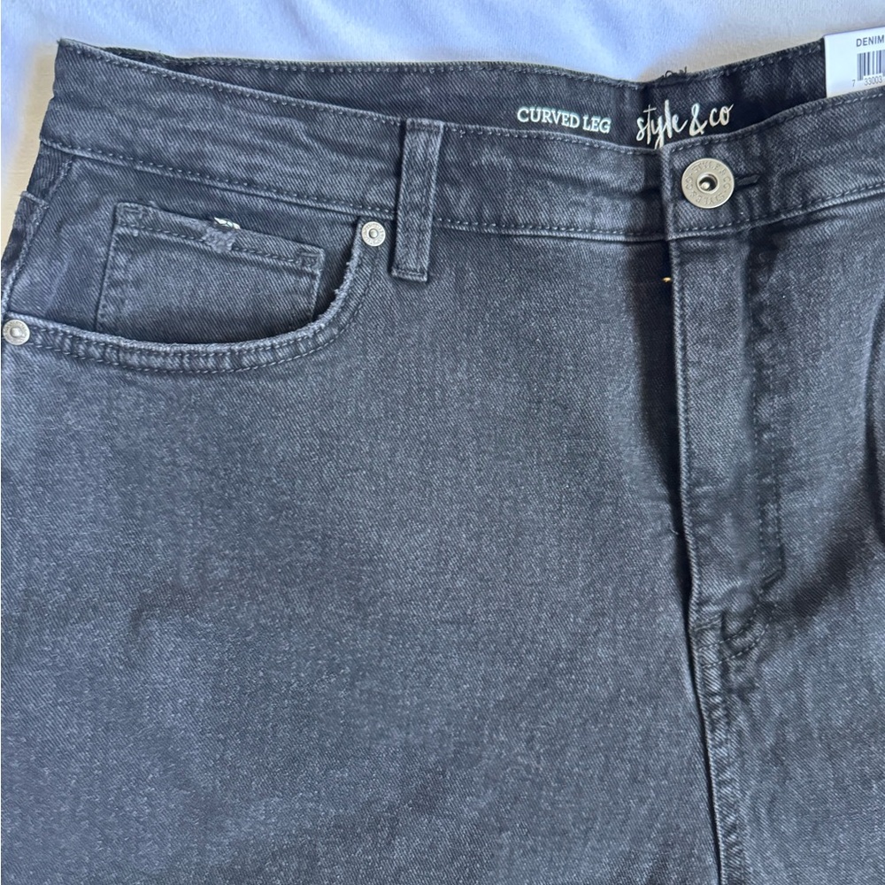 Style & Co. Black Ripped Capris - Picture 5 of 10